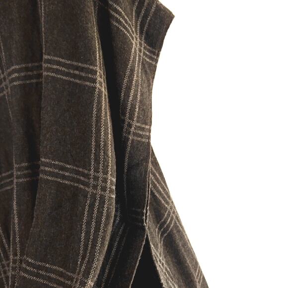 Ann Taylor Factory Gray Viscose Blend Poncho Sweater Size ML - Picture 4 of 8